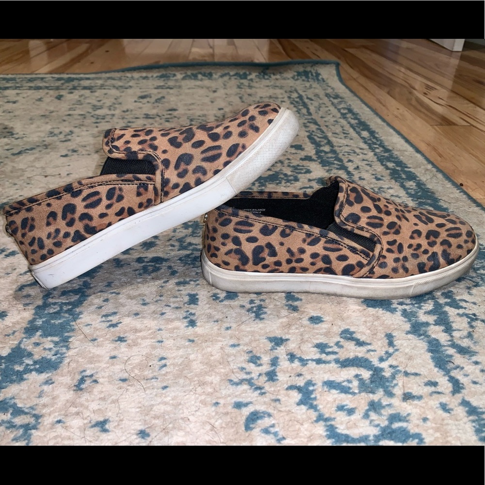 Express leopard print slip on sneakers 🤎